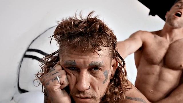 Athletic doctor fucks patient after medical check