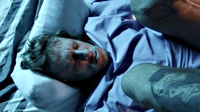 Athletic doctor fucks patient after medical check