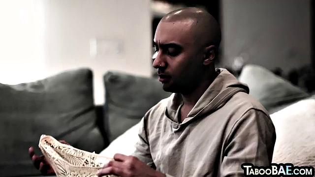 Hairy amateur babe banged by lover