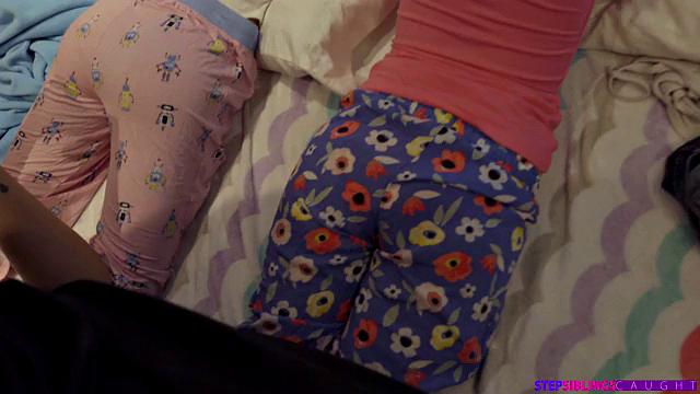 Trick Or Treat - S5:E10