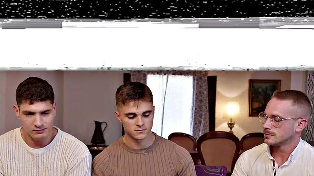 Intimate Discovery OF THE FAMILY Vol. 1