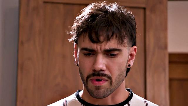 ADULT TIME - Insecure Teen PAWG Chanel Camryn Asks Stepbro To Make Her SQUIRT For The First Time