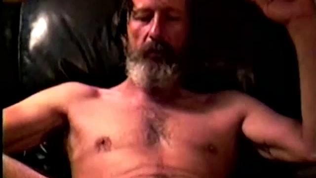 Glen has a street rugged and scraggly appearance. He is a Vietnam veteran, who's managed to keep most of his self-esteem and integrity intact. However, it's easy to spot the fear and anger which is written all over his face.