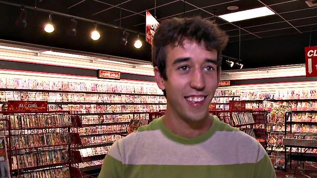 Gay baited straight fooled by lips