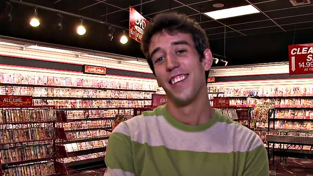 Gay baited straight fooled by lips