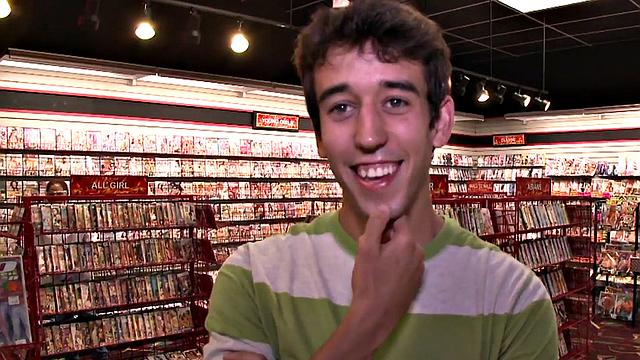 Gay baited straight fooled by lips