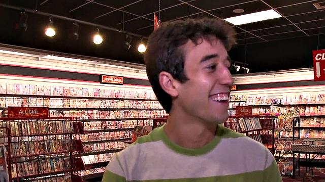 Gay baited straight fooled by lips