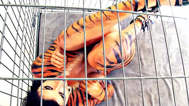 Rome Rain Gets Pumped Anal by Manuel Ferrara