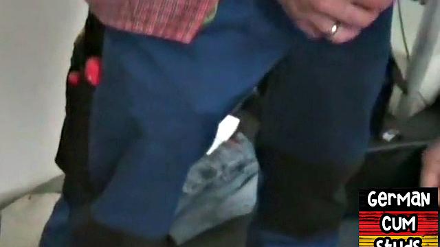 Amateur German stud fucks bottoms till cumshot