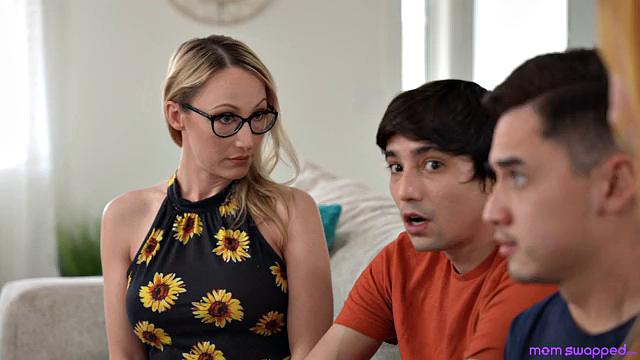Taking Turns On Stepmom