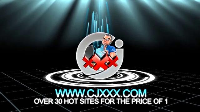 шейн дрочит и мощно кончает