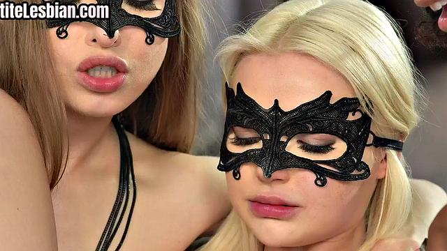 Petite masked dykes enjoy rimming and 3some