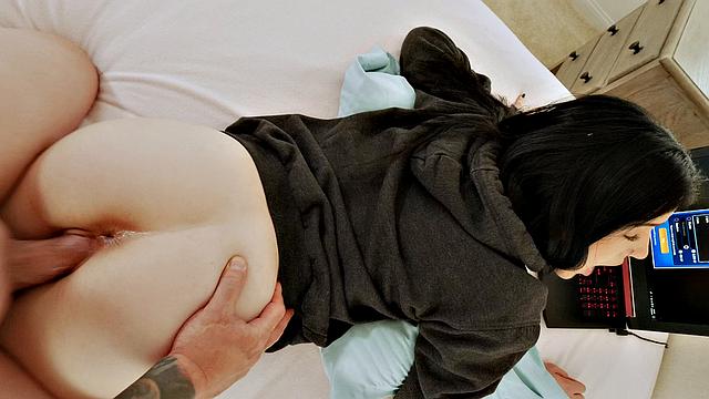 Stepsis Is Addicted To My Cock