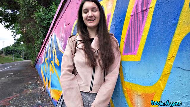 Student with Appetite for It