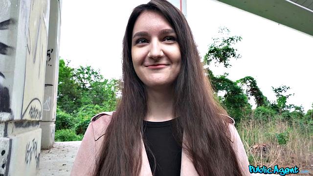 Student with Appetite for It