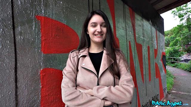 Student with Appetite for It