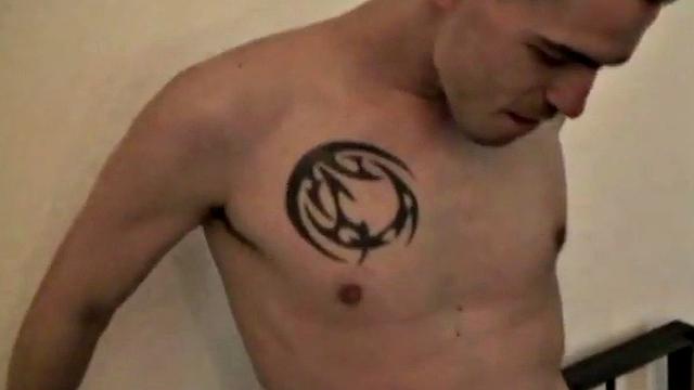 German amateur stud gets sucked and rimmed by inked partner