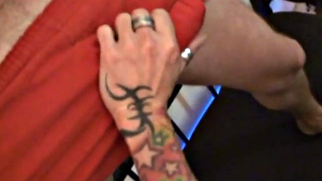 German amateur stud gets sucked and rimmed by inked partner