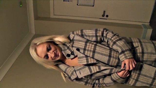 Freaky Blonde Amber Gives Lap Dance