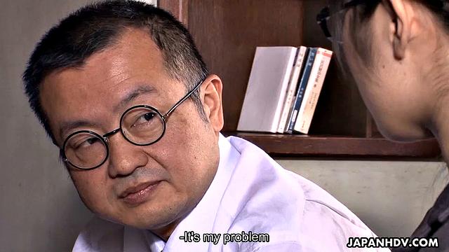 Nana Kunimi sucks old man's with joy