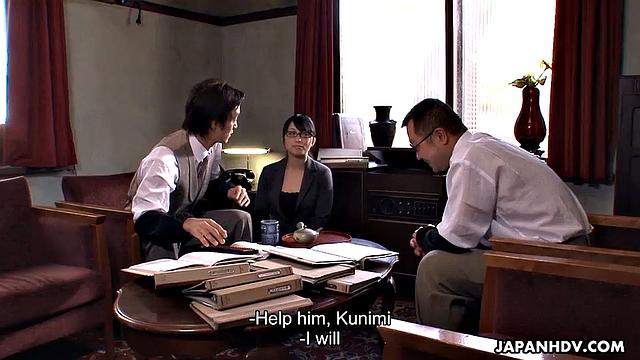 Nana Kunimi sucks old man's with joy