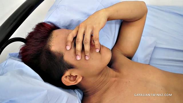 Horny bottom boy Danilo and bareback jockey Willy spend an afternoon of gay sex while they have the house to themselves. Willy rides Danilo's ass until he blows his load inside.