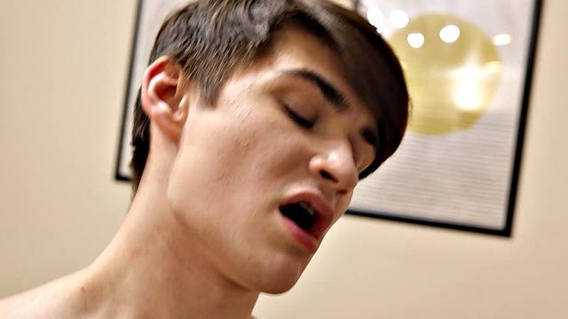 Tasty Twink Bath Boy