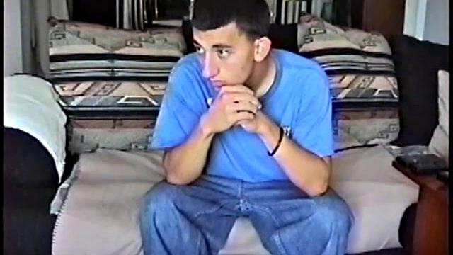 Данте жёстко кончает после глубокого минета