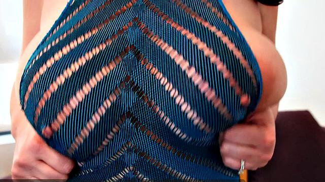 Andi Peacock: Deep in the Bush of the Perfect