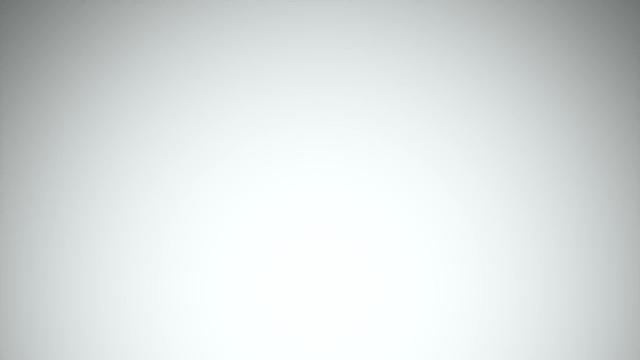 после тенниса она берется за своих сводных братьев