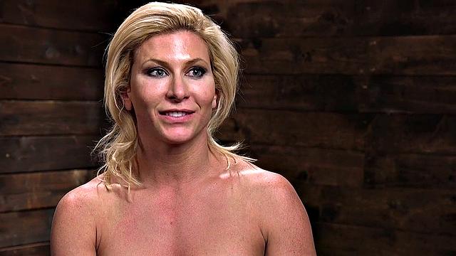 BDSM MILF can't handle electrosex after reaching orgasm limit