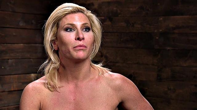 BDSM MILF can't handle electrosex after reaching orgasm limit