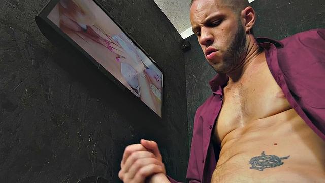 Smallboob brunette gloryhole sucked before barebacked