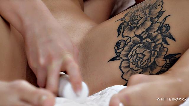 Passionate fun with gorgeous lesbians