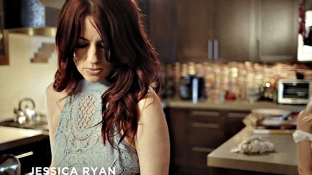 Dyke bae seduces lesbian BFF sluts in threesome sex