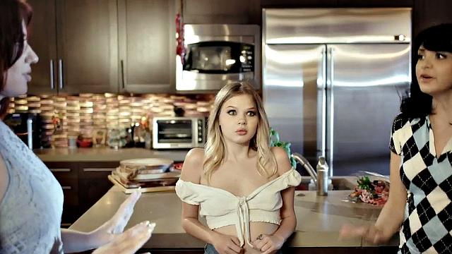 Dyke bae seduces lesbian BFF sluts in threesome sex