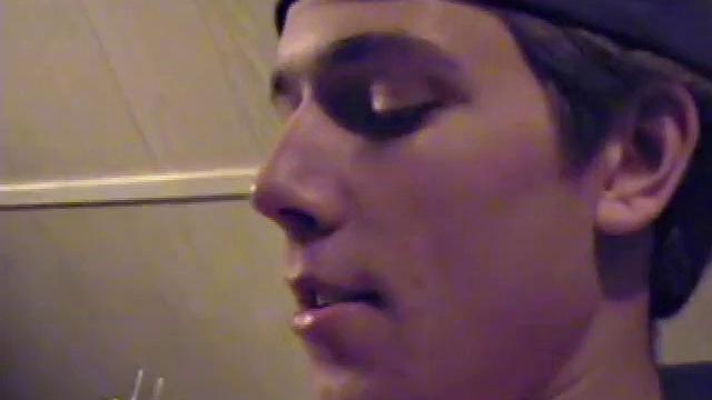 Джейден дрочит свой агрегат - шоу для любителей крупного