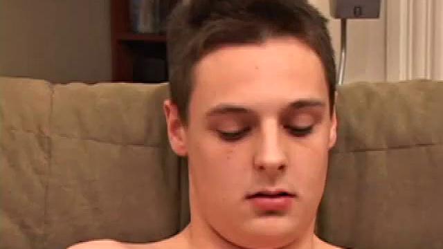 Right after another uneventful date, with the new girl he's seeing, Gunner takes things in his own hands. Gunner enjoys a little self time and then indulges his craving for someone else's touch.