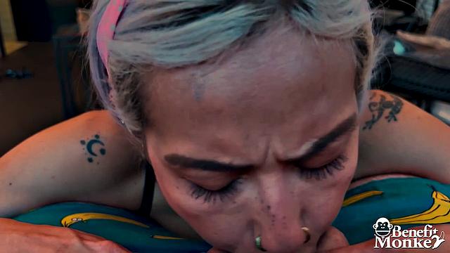 Veronica Leal: Explosive Oral