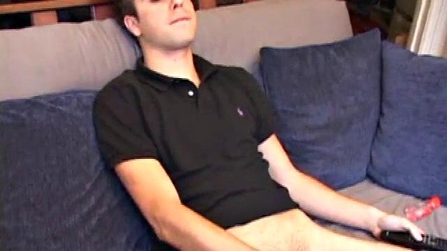 Boy Vincenzo Jacking Off