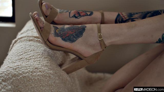 Alternative Seduction