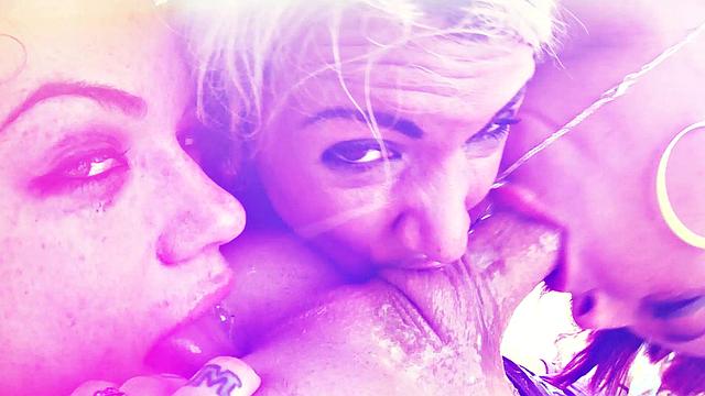 Alyssa, Zelda And Roxy Perform Some Messy Mouth