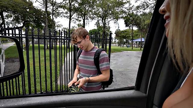 Fooled str8 stud gets sucked by gay in public outdoor van