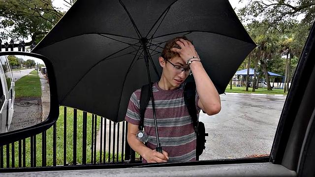 Fooled str8 stud gets sucked by gay in public outdoor van