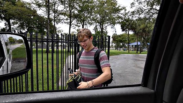 Fooled str8 stud gets sucked by gay in public outdoor van