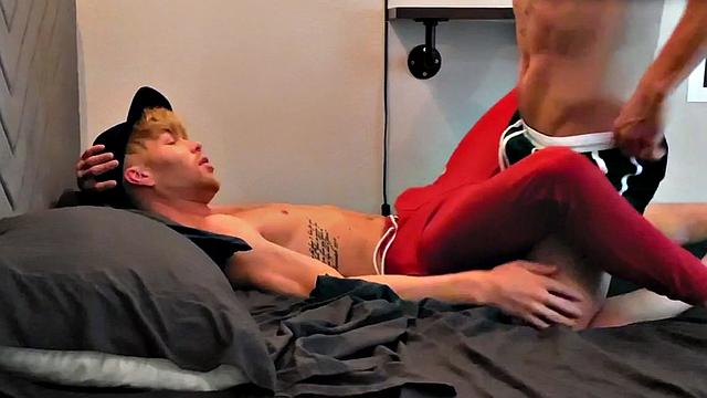 Tattooed stud barebacks ass at home after rimming