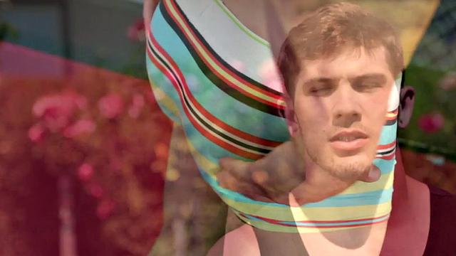 Sixpack stud shows ass and masturbates in locker room