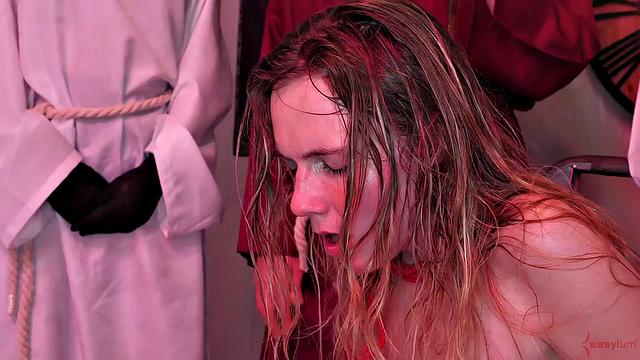 Ass stretched teen gapes after huge dildo