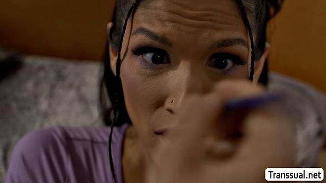 Letting my friend use my pussy as a sex toy