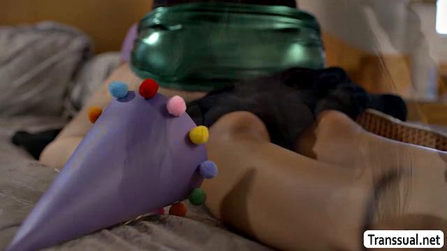 Letting my friend use my pussy as a sex toy